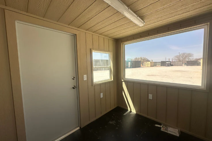 10ftmobileofficeinterior 1024x1024@2x.webp