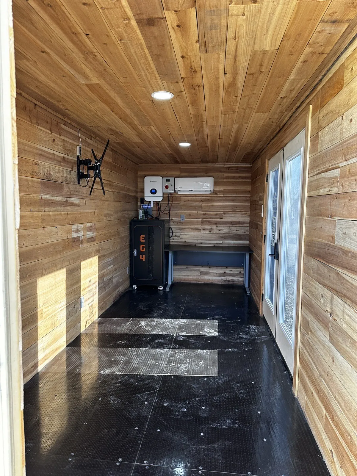 20 ft shipping container office solar off grid5.webp